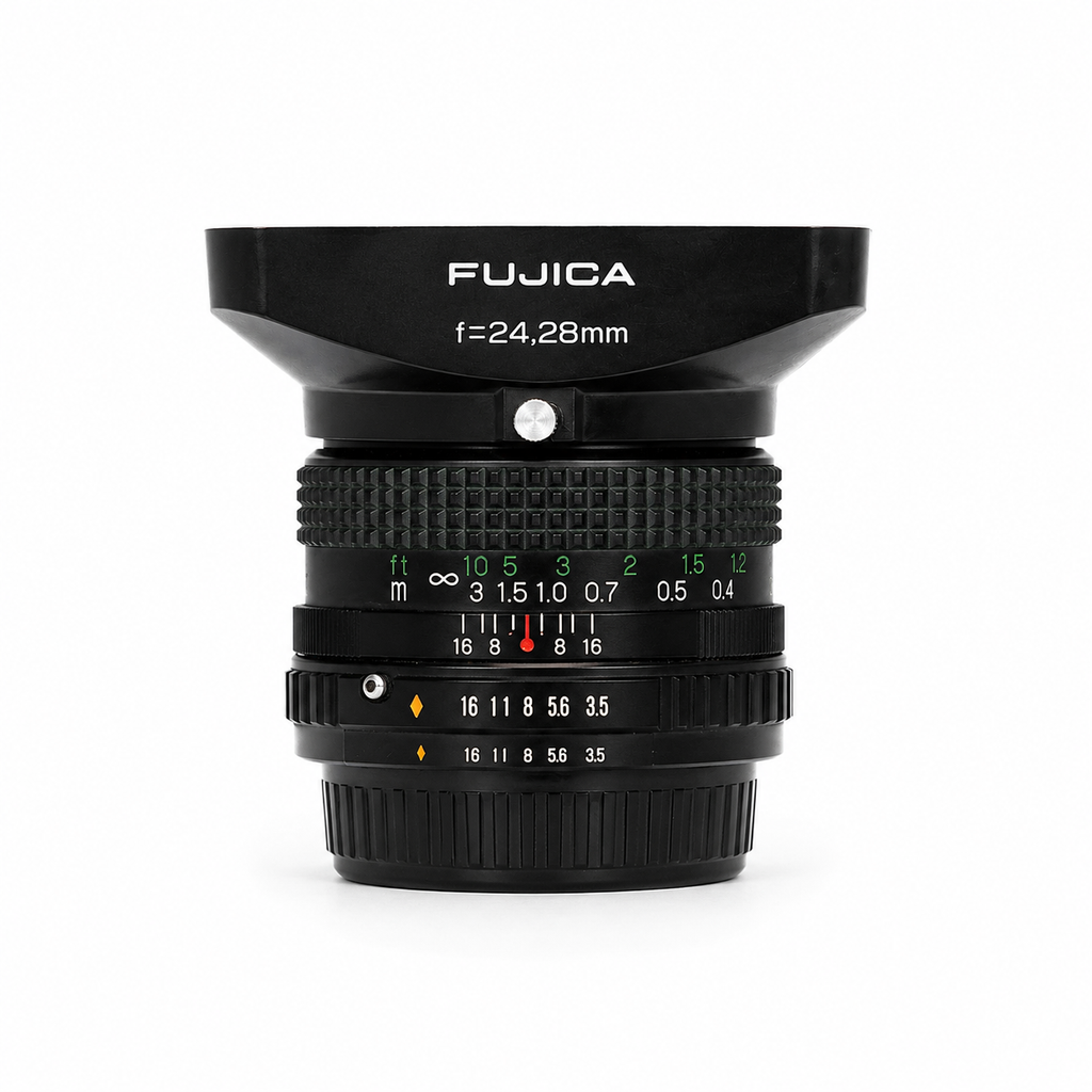 Fuji EBC X-Fujinon-W 28mm f/3.5 + Original Rectangle Lens Hood