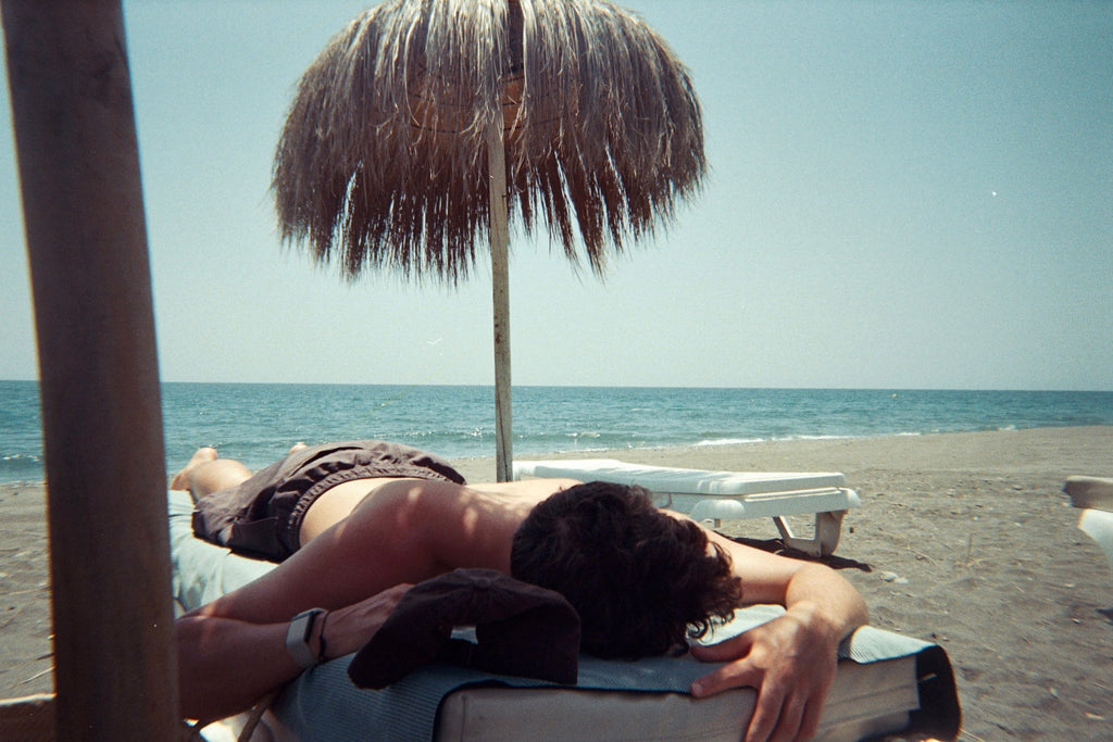 Minolta FS-E III - White